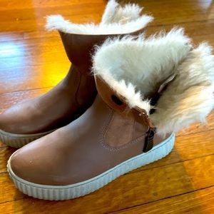 Pajar Shearling-Lined Waterproof Boots